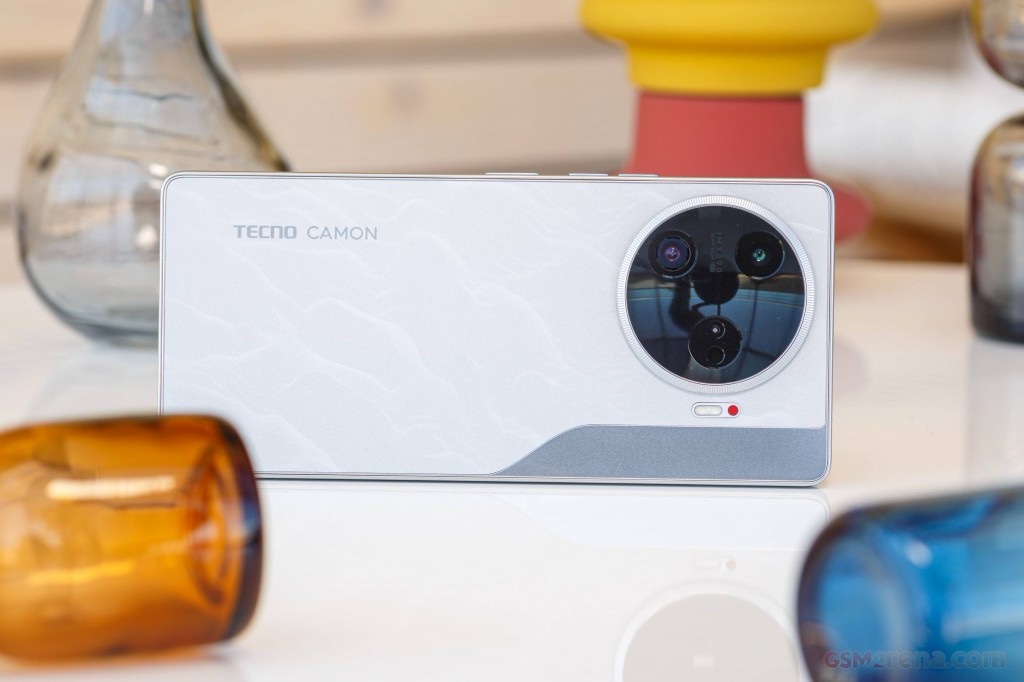Tecno Camon 30 Pro - Image 5
