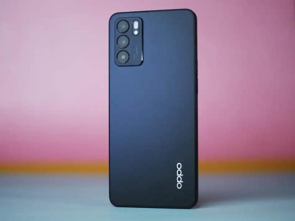 OPPO RENO6 5G - الصورة 6